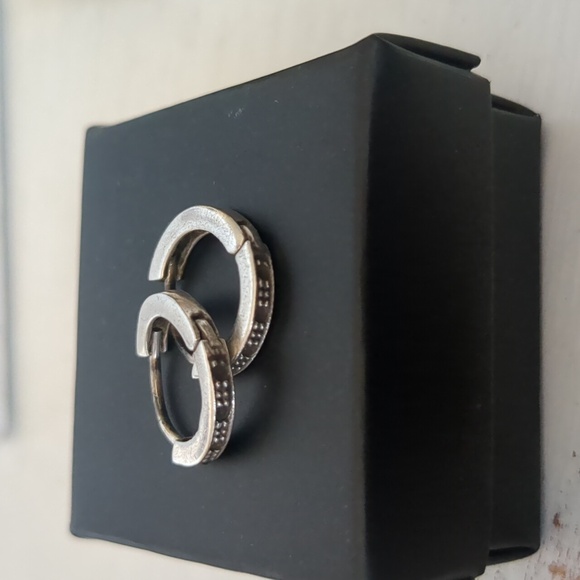 Source Unknown Jewelry - 🩶Tiny Silver Macarsite Hoop Earrings